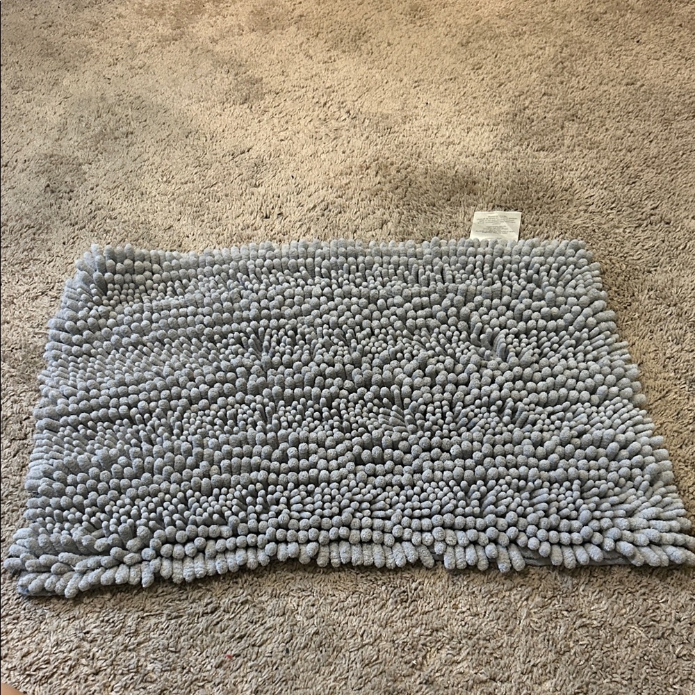 Gray Textured Bath Mat